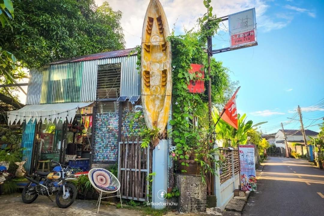 Artist'S Place Trat Esterno foto