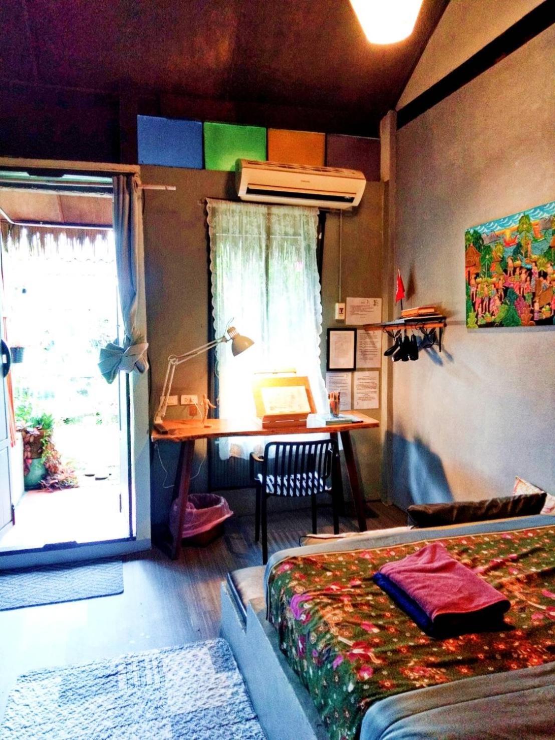 Artist'S Place Trat Esterno foto